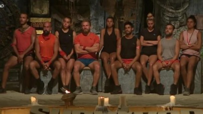 Survivor'da beklenmedik eleme: Ünlü oyuncu gözyaşları içinde veda etti!