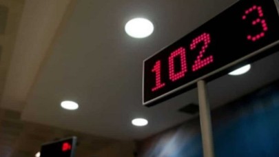 Tam kapanma nedeniyle bankaların mesai saatleri değişti