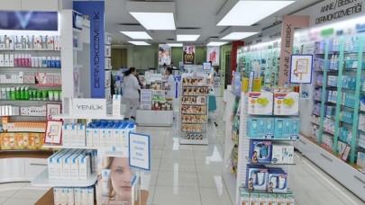 Tam kapanmada eczanelerin çalışma saatleri belli oldu!