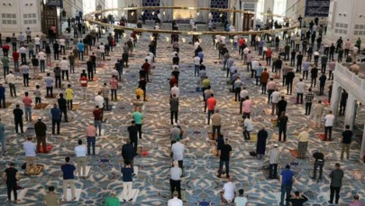 Teravih namazıyla ilgili flaş karar