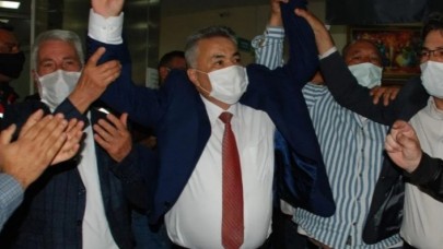 Torbalı Belediye Başkanlığına Mithat Tekin seçildi