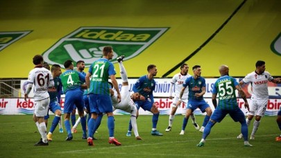 Trabzonspor,  Rize'de direkten döndü! Kırmızı kart