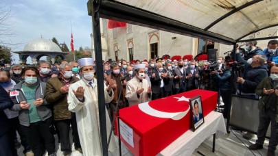 Türk Yıldızları Pilotu şehit Yüzbaşı Gençcelep dualarla ebediyete uğurlandı