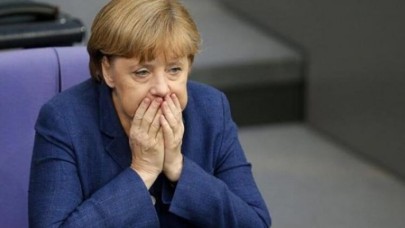 ABD'den skandal olay: Merkel şoke oldu,  Avrupa'da yer yerinden oynadı!