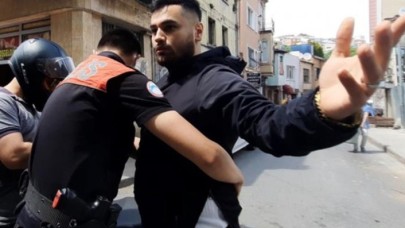 Beyoğlu'nda giriş-çıkışlar kapatıldı: Araçlar didik didik aranıyor