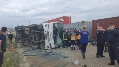 Bursa'da işçileri taşıyan servis aracı devrildi:  İlknur Tepeç Kaya hayatını kaybetti