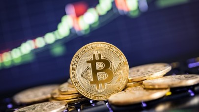 Dünyanın en büyük kripto para borsası,  para çekme işlemlerini durdurdu