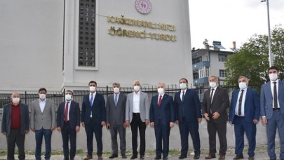 Ermeni çeteleri tarafından şehit edilen şairin adı Kars'ta yaşatılacak