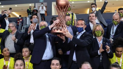 Galatasaray'ı yine yendi: Fenerbahçe şampiyon