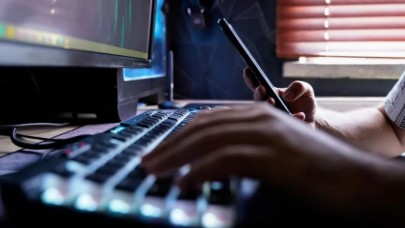 İşyerinde bu sitelere girenler dikkat: Kovulabilirsiniz!