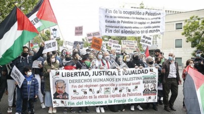 Madrid'de 'Filistin'e destek,  ateşkese saygı' yürüyüşü