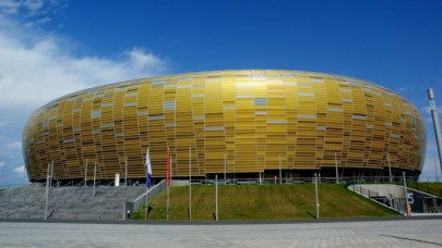 Manchester United - Villareal finali seyircili oynanacak!
