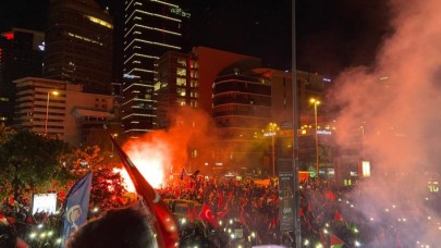 Mehmetçik Gazze'ye gidecek mi? İstanbul İsrail Konsolosluğu önünde büyük kalabalık!