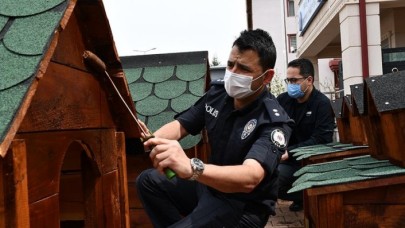 Polisler devletin şefkat elini 'sevimli dostlara' uzattı