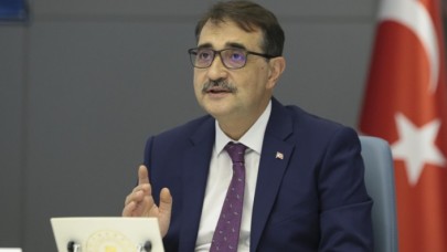 Bakan Dönmez: Kurulu enerji gücünün yüzde 53'ü yenilenebilir