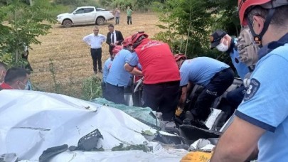 Balıkesir'de korkunç kaza: Mustafa Karakuzu,  Ali Erden ve Mesut Cüce öldü