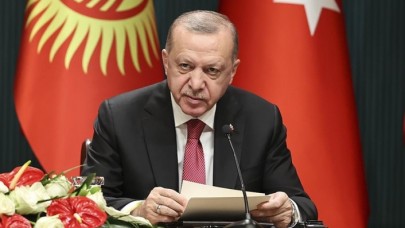 Erdoğan: Son dönemde yaşanan hadiseler FETÖ'nün çirkin yüzünü bir kez daha gözler önüne sermiştir