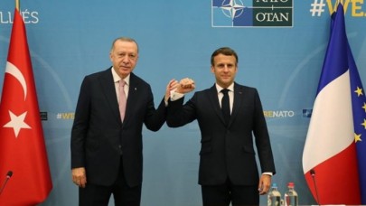 Fransa,  Türkiye’nin karşısında olmanın yararlı olmadığını anladı