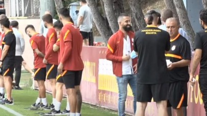Galatasaray'da Fatih Terim Florya'ya döndü: Alkışlarla karşılandı