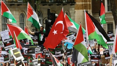 İsrail'e destek veren G7 ülkeleri Filistin destekçileri tarafından protesto edildi