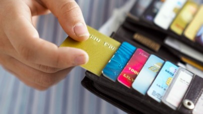 Kredi kartı borcu olanları sevindiren haber: Bunu yapan kara listeden çıkıyor!