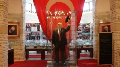 Süleyman Demirel'in hatırası Isparta'da adına kurulan müzede yaşatılıyor