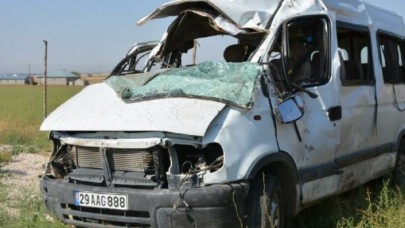 Ağrı'da korkunç kaza: Emrah Kaya,  Muharrem Kaya,  Murat Kaya öldü