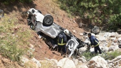 Antalya'da feci kaza: Doktor Mert Şimşek öldü,  eşi Aslıhan Ensari Şimşek ağır yaralandı