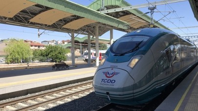 Aşırı yağış nedeniyle Ankara-Konya YHT hattındaki tren seferleri iptal edildi