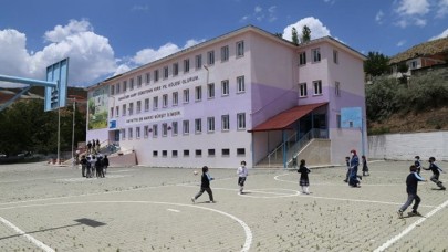 Belirlenen 15 bin mahalledeki birer okul halk eğitim merkezine dönüşecek