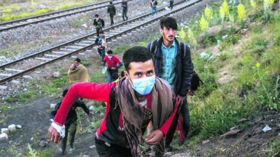 Bomba iddia: Afganları Türkiye'ye kimin gönderdiği ortaya çıktı!