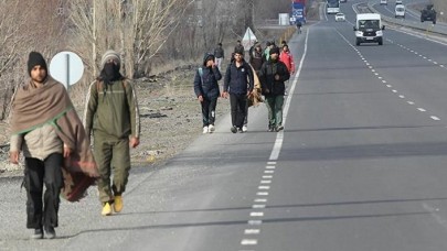 Dalga dalga geliyorlar,  milyonlarcası da sırada: Türkiye'de bakın kaç Afganistanlı var?