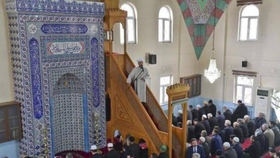 Diyanet'ten Cuma hutbesi: Düğün nasıl olmalı? 