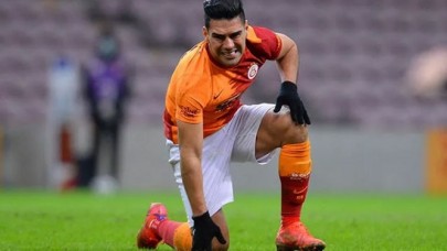 Galatasaray'da Falcao sakatlık sezonunu açtı!