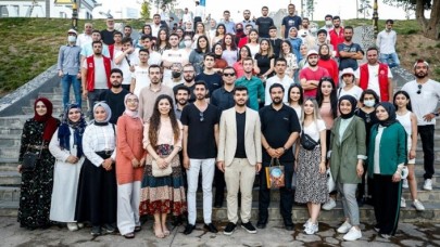 Gençler bugün Diyarbakır'da Cumhurbaşkanı Recep Tayyip Erdoğan ile bulaşacak