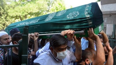 Kahramanmaraş'ta imam Arif Köşker,  cemaate namaz kıldırdıktan sonra öldü