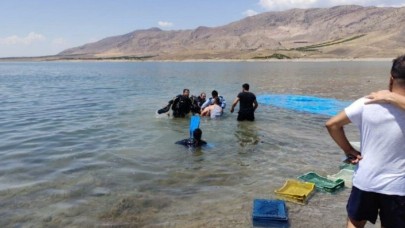 Malatya'da Karakaya Baraj Gölü'ne giren Uzman Çavuş Okan Karaca boğuldu
