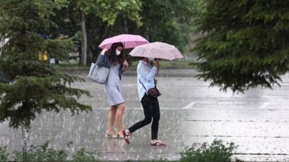 Meteoroloji şehirlerin isimlerini tek tek sayarak uyardı: Aşırı yağış ve sel tehlikesi!