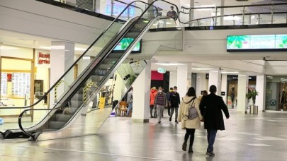 Sağlık Bakanlığı'ndan flaş kararlar: AVM,  restoran,  berber,  halı sahada yeni dönem