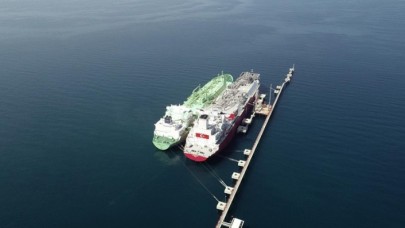 Türkiye'nin ilk FSRU'su Ertuğrul Gazi'ye ilk LNG nakli başarıyla tamamlandı