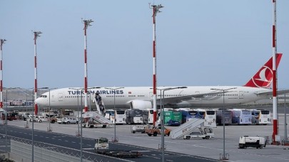 Afganistan'dan geleni Türkler dehşeti anlattı: Havalimanının yolunu kestiler,  uçağın altına girenler oldu