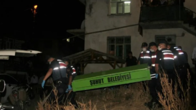 Afyon'da Mehmet Meydan,  eşi Hanife Meydan ve oğlu Egemen Meydan'ı öldürüp intihar etti