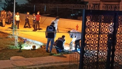 Ankara'da eski koca kurşun yağdırıp,  intihara teşebbüs etti: Ebru Yüksel öldü,  kızı ve erkek arkadaşı yaralı