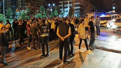 Ankara'da Suriyeli sığınmacılar 2 Türk gencini bıçakladı,  ortalık karıştı