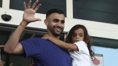 Beşiktaş,  Rachid Ghezzal ile yeni sözleşme imzaladı