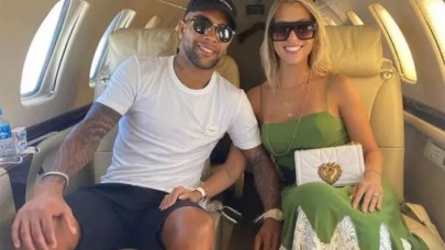 Beşiktaş,  yeni transferi Alex Teixeira'nın geliş gününü ve saatini açıkladı