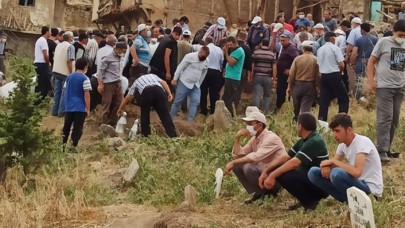 Eşini ve oğlunu öldürüp intihar eden adam,  geride 14 sayfalık mektup bırakmış