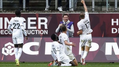 Fransa'da Burak Yılmaz golle başladı: Lille'i Metz karşısında ipten aldı