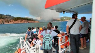 Heybeliada'da korkutan yangın: Valilikten peş peşe açıklamalar