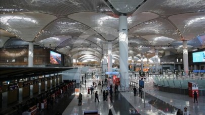 İstanbul Havalimanı'nda uyuşturucu madde yapımında kullanılan 4.3 ton madde ele geçirildi